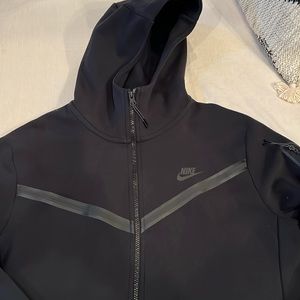 Nike tech fleece jacket